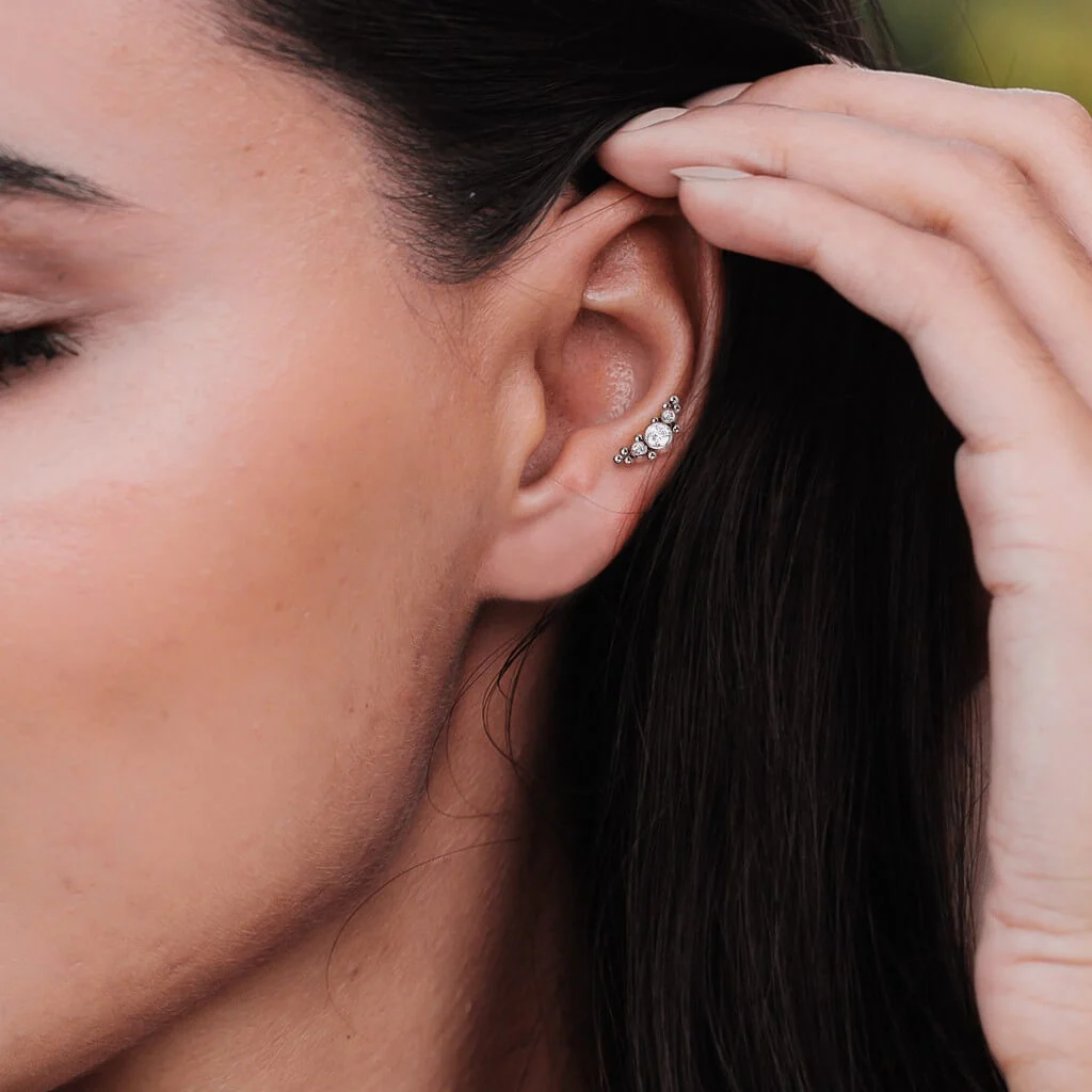 Tytan labret 3 cyrkonie płaski srebrny gwint wewnętrzny - Image 2
